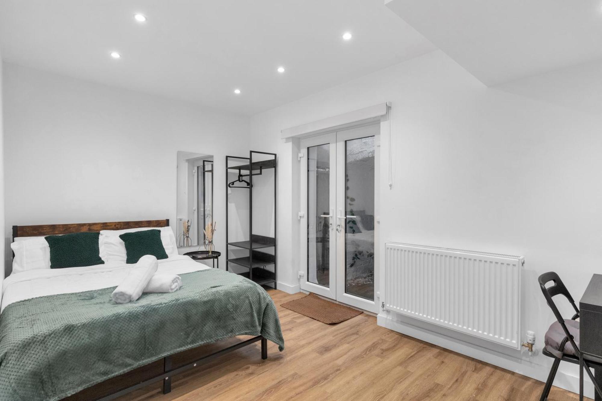 Kensington Home With Private Bathroom & Garden London Exterior photo