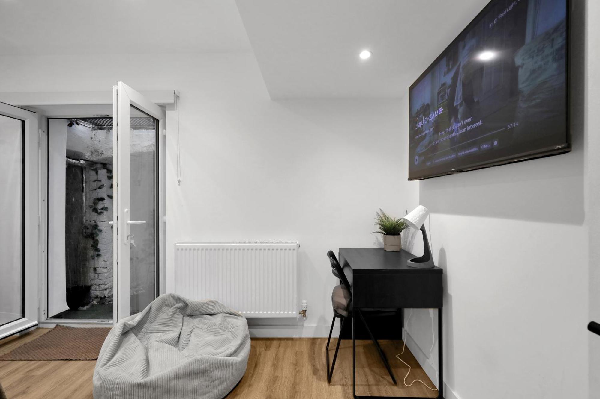 Kensington Home With Private Bathroom & Garden London Exterior photo