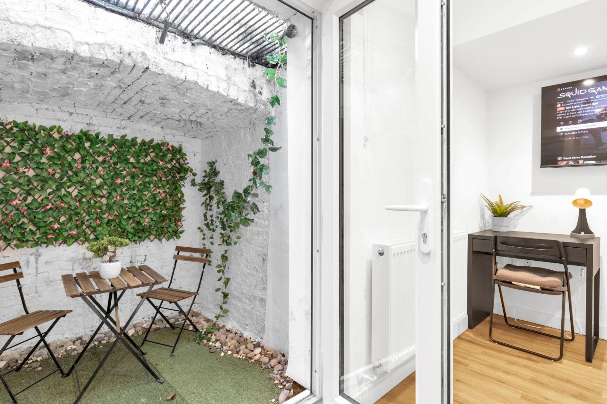 Kensington Home With Private Bathroom & Garden London Exterior photo